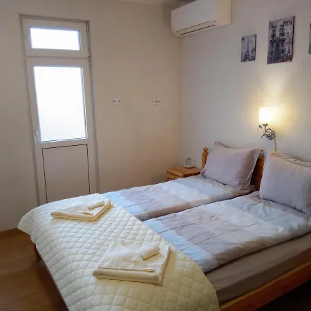 Kemo Konukevi 3*